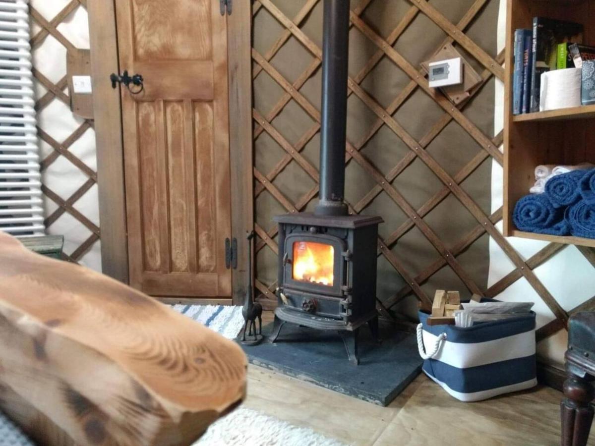Вилла Bembridge Harbour Yurt - Log Burner - Wifi Экстерьер фото